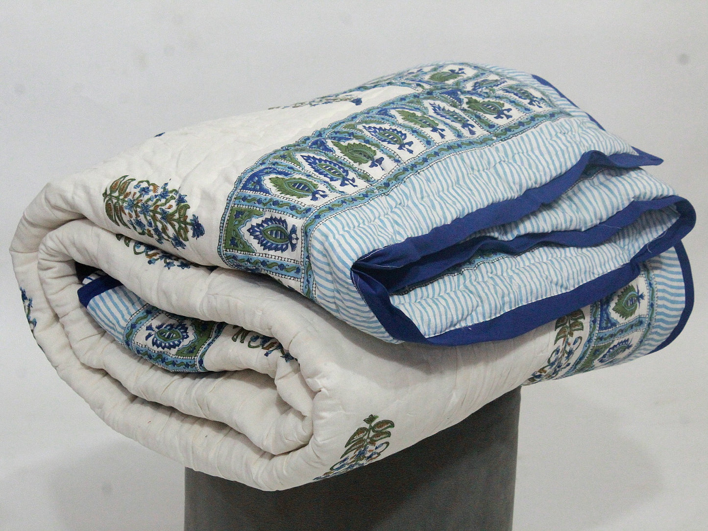 Mugal Buta Cotton Quilt