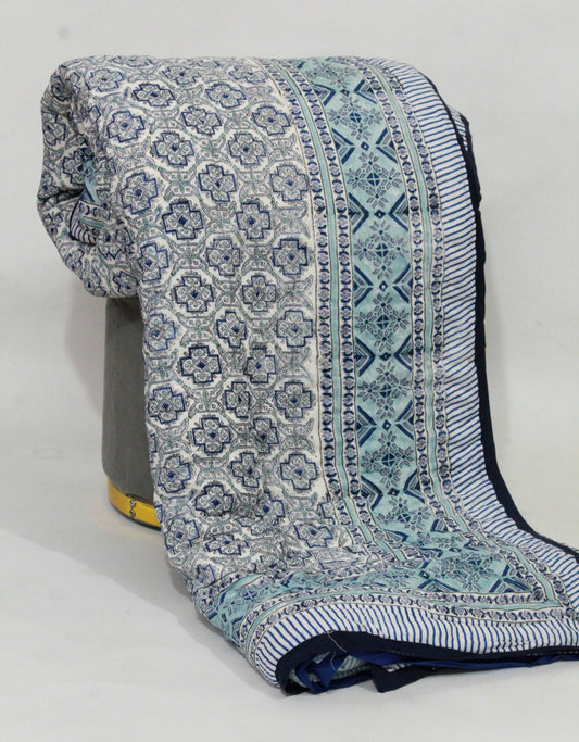Nazm Cotton Quilt